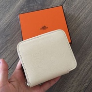 Hermes 奶昔白❌栗子色絲巾短夾