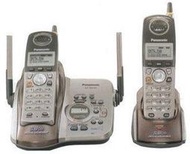 Panasonic 國際牌 答錄無線電話 KX-TG5452,母機+2子機,發光天線 按鍵,擴音對講 音量大, 近全新