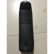 Plastic fairing between CHALY 84 square lights