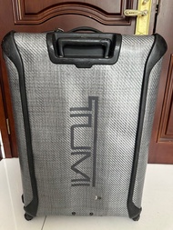 Tumi suitcase 行李箱