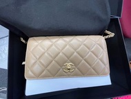 🈹 Chanel 金球 gold ball woc wallet on chain 