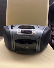 Aiwa CD cassette radio player  CD卡式錄音帶收音機