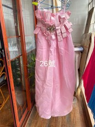 婚紗晚裝外貿晚禮服演出服新娘敬酒晚宴伴娘禮服，樣衣，雪紡，低價處理中，欲購從速  溫馨提示：特價款，不退不換不售後。  #新娘敬酒禮服 #伴娘禮服 #晚禮服 #禮服 #婚宴禮服 #演出禮服 #模特 #
