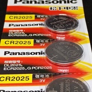 ถ่านกระดุม Panasonic CR2025  3V  CR2025( 1แผง 5 ก้อน) แท้ 100% สินค้าถ่ายจากงานจริง
