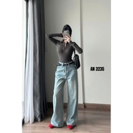 Straight jeans with belt 3235