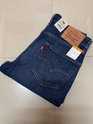 กางเกงยีนส์ผู้ชายลีวาย 511  เอวกลาง ทรงเข้ารูป ยีนส์ยืด  สียีนส์เข้มมาก ราคาป้าย 2290 บาท ใหม่ ของแท