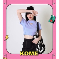 kome.girls เสื้อยืดผ้าร่องเจาะหัวใจ รุ่น Blaire Top