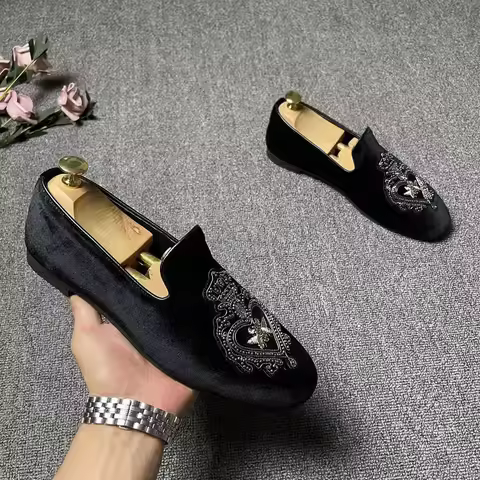 man shoes for wedding Embroidery loafers man luxury black shoes luxury designer tuxedo shoes busines