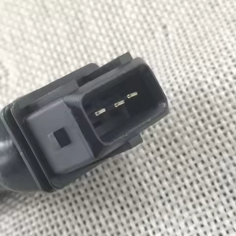 New CAMSHAFT POSITION SENSOR 12141438081 12147539165 for BMW E39 E46 E53 E60 X3 X5 Z3 Z4 530 528 525