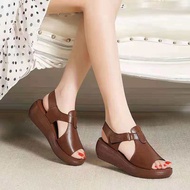 รองเท้าส้นเตี้ยสำหรับผู้หญิงขายรองเท้ามีสายรัดหนา Soled แพลตฟอร์มรองเท้าแตะรองเท้าสลิปเปอร์สำหรับผู้หญิงรองเท้าแตะเกาหลีรองเท้าแตะยางสำหรับสตรี051905