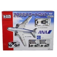 Japanese Version Toy TOMY TOMY TOMY ANA Airlines Boeing 787 Airplane Luggage Trailer Set Model Brand