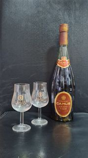 COGNAC CAMUS GRAND VSOP 舊酒連玻璃酒杯两只