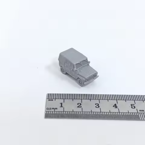 1/144 Scale UAZ-469 4x4 Light Utility Vehicle MODEL KIT