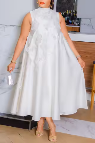 Plus Size Vacation White Sundress Round Neck 3D Pocket Maxi Dresses