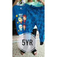 Pyjama Omar dan Hana