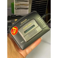 AIWA HS-TA161 "Bread Fighter" Walkman  Legendary Bass Monster w/ Auto-Reverse | FM/AM Radio | Made i