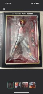 SHF 幪面超人 Kuuga 究極形態