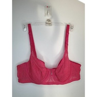 Size bra size B90 pink with thin foam mesh