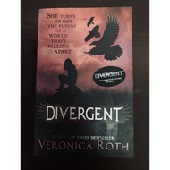 Preloved Divergent novel (paperback)