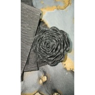 Bunga telur kertas crepe