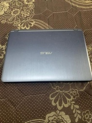 Laptop asus bekas