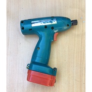 Makita 9,6V screwdriver - 12V battery rebound - Machine - Battery - Charger - Makita screwdriver in 