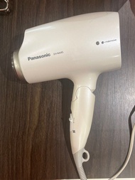 Panasonic 摺疊式風筒