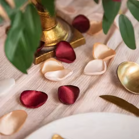 100Pcs Burgundy Rose Petals for Wedding Gold White Artificial Flower Petals for Wedding Aisle Flower