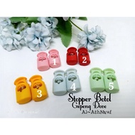 Dove Flat Bottle Stopper