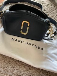 Marc Jacobs  Softshot21相機包（降價）