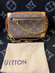 正版 現貨 Louis Vuitton LV 男裝 19 Mini Soft Trunk 小型隨身袋