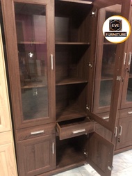 ตู้โชว์กระจกอเนกประสงค์ 2 ลิ้นชัก ขนาด : W80x D40x H186 cm สี : สีขาว สีโซลิค สีโอีค สีวอลนัท สี