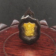 🙏 龍婆瑪哈史喇 2568｜四面神・梵天賜億萬財富 💰 ครูเนื้อชนวน องค์ครู โล่เล็ก 限量4000件 香港現貨