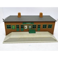 2002 Thomas Ffarquhar Train Station