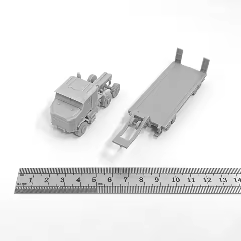 1/144 Scale Oshkosh M1070 Global 6X6 HET MODEL KIT