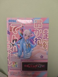 主播女孩重度依賴超天醬手辦