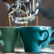 Cappuccino and Latte ceramic cup 180ml Tulip - Loveramics, smooth ceramic glaze