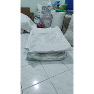 Guni terpakai 33 inch x 22 inch / 84cm X 55cm