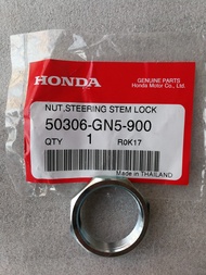 น็อตล็อกแกนคอ Honda แท้ศูนย์ (Nut Steering Stem Lock 50306-GN5-900)