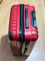 日本城紅色24吋行李箱