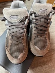 New Balance ML2002RC 灰色運動鞋