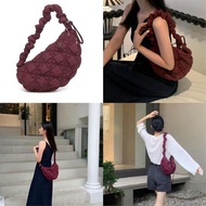 สินค้าพร้อมส่ง กดสั่งได้เลย New Carlyn cozy m bag