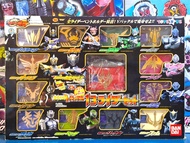 Kamen Rider Ryuki(คาเมนไรเดอร์ ริวคิ) Dx V Buckle (Ryuki Belt)Set 13ตลับ งานกล่องหายาก มือ2 สภาพดีขอ