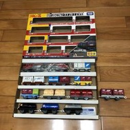 TAKARA TOMY PLARAIL 金太郎號貨物列車 12節車廂