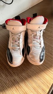 Air Jordan 兒童高筒籃球鞋