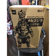 Xplus Gigantic series  Godzilla vs MechaGodzilla 1974 機  械哥斯拉(1974) Sofubi 大膠  Jumbo 公仔