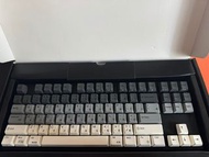全台僅此一件 阿米洛VARMILO 八雲87鍵靜電容軸鍵盤(櫻桃粉軸)