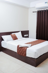 Pangsapuri 810 m² dengan 2 bilik tidur dan 2 bilik mandi peribadi di Guruvayoor (gokulam suits guruv