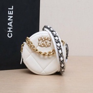 CHANEL 19BAG小圓餅包白色羊皮30開金銀扣肩背包
