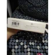 AKEMI Queen Fitted Bedsheet Set Elegant Black and White Design